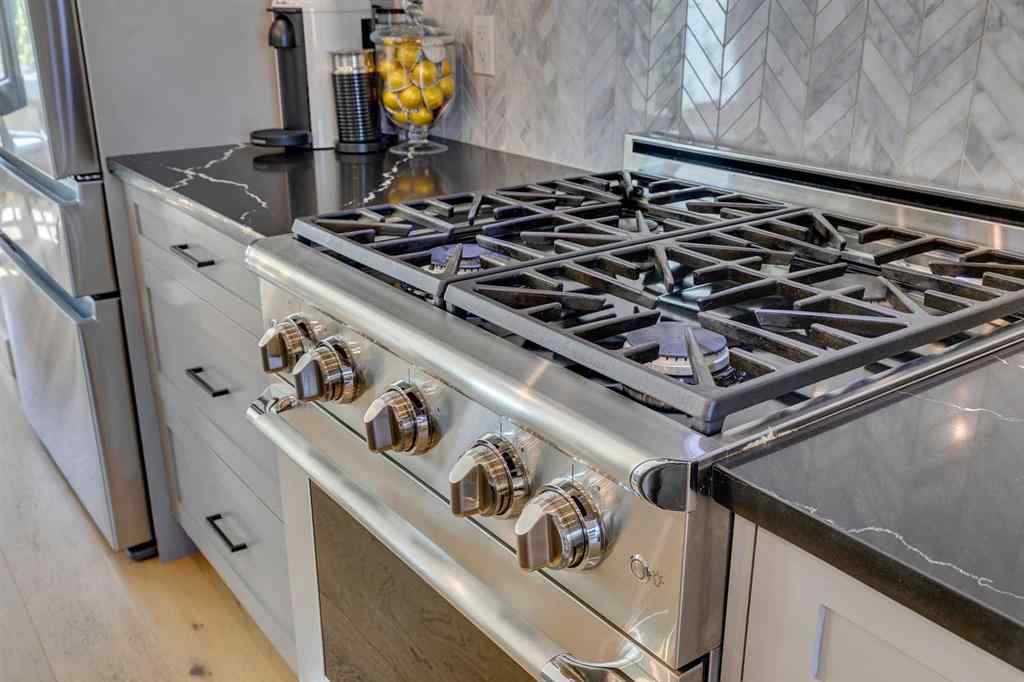 MLS® A2249869 - 618 Burns Avenue SE in Ramsay Calgary, Residential