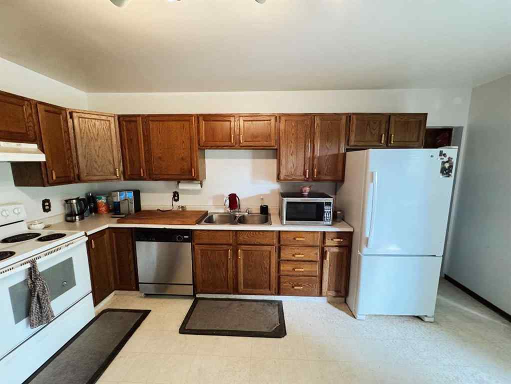 MLS® A2249880 - 34212 Range Road 53   in NONE Rural Mountain View County, Agri-Business