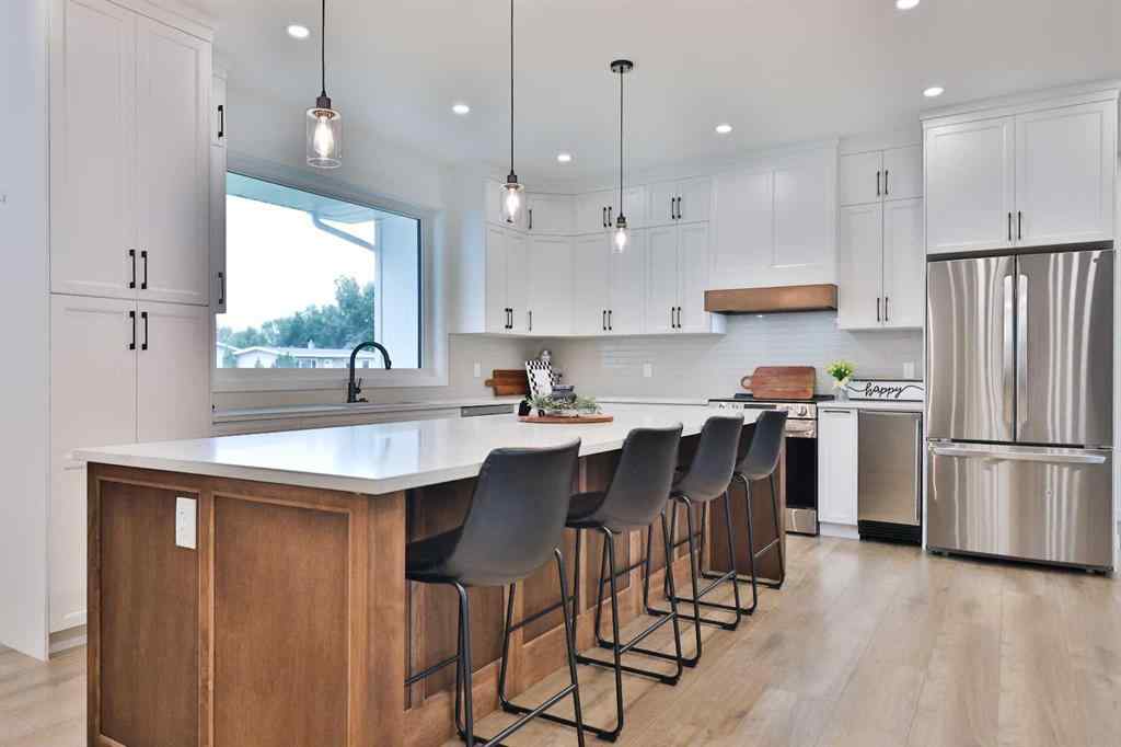 MLS® A2249881 - 246 4A Street  in NONE Stirling, Residential