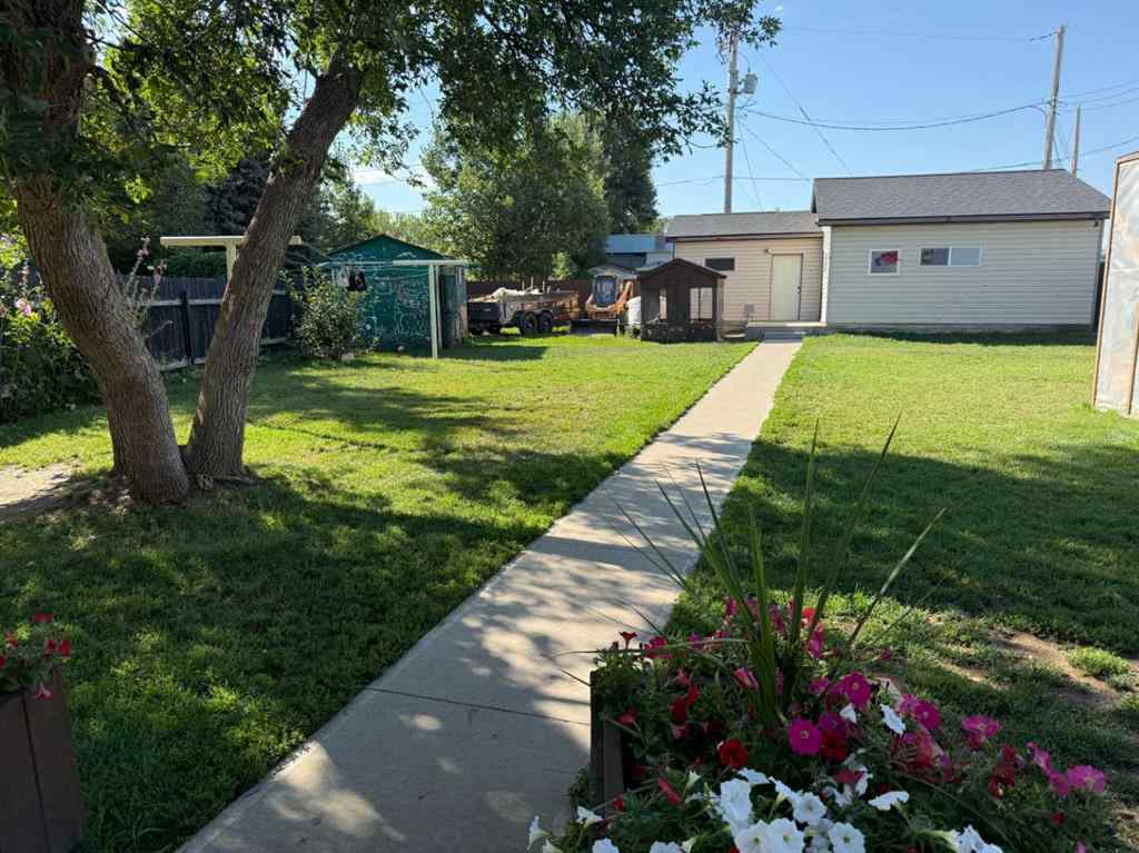MLS® A2249882 - 113 South Railway Avenue E in NONE Bow Island, Residential