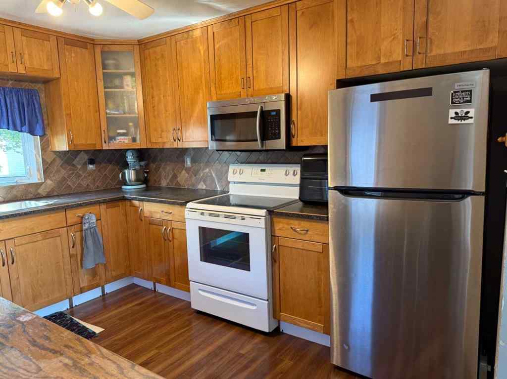 MLS® A2249882 - 113 South Railway Avenue E in NONE Bow Island, Residential