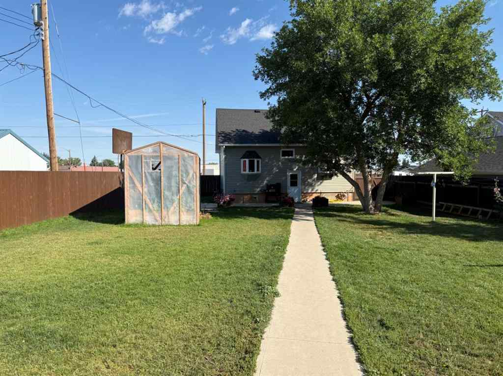 MLS® A2249882 - 113 South Railway Avenue E in NONE Bow Island, Residential