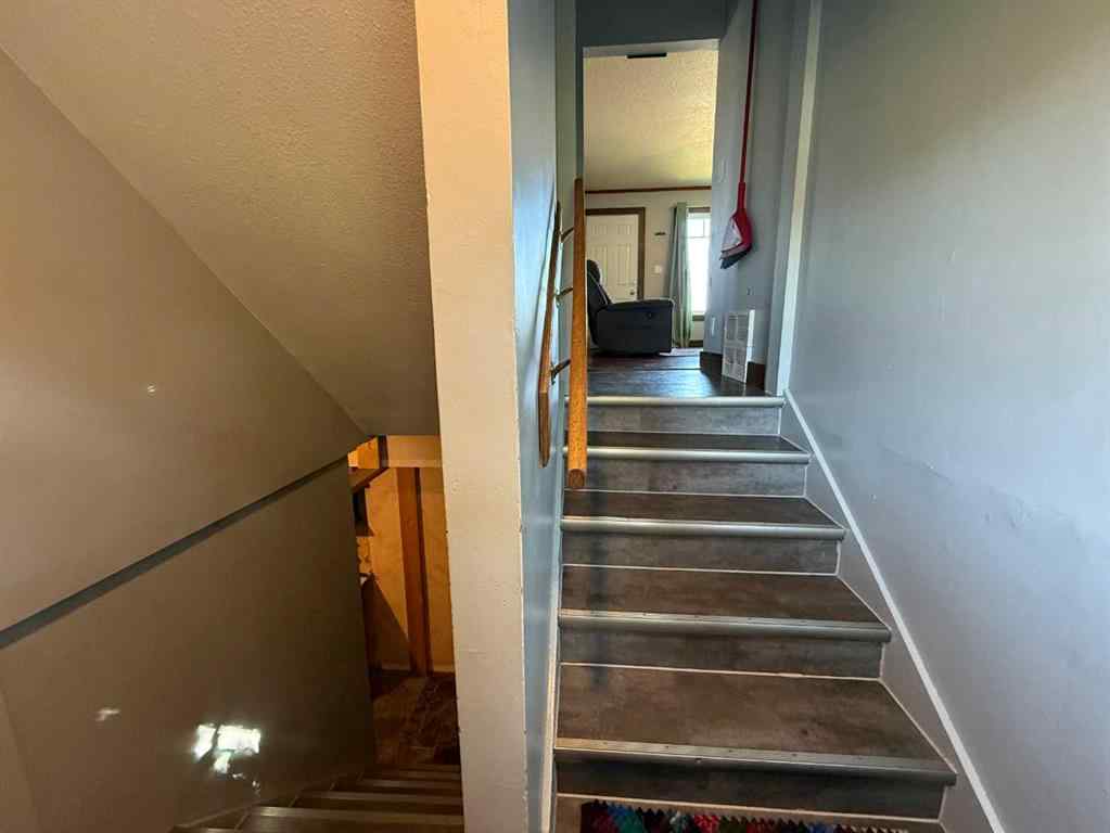 MLS® A2249882 - 113 South Railway Avenue E in NONE Bow Island, Residential