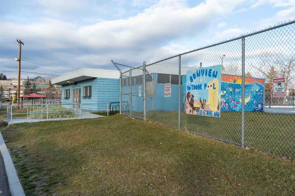 MLS® A2249885 - 2718 5 Avenue NW in West Hillhurst Calgary, Residential
