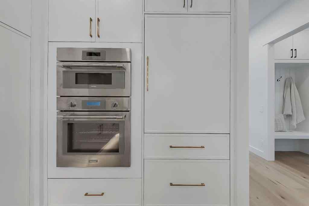 MLS® A2249885 - 2718 5 Avenue NW in West Hillhurst Calgary, Residential