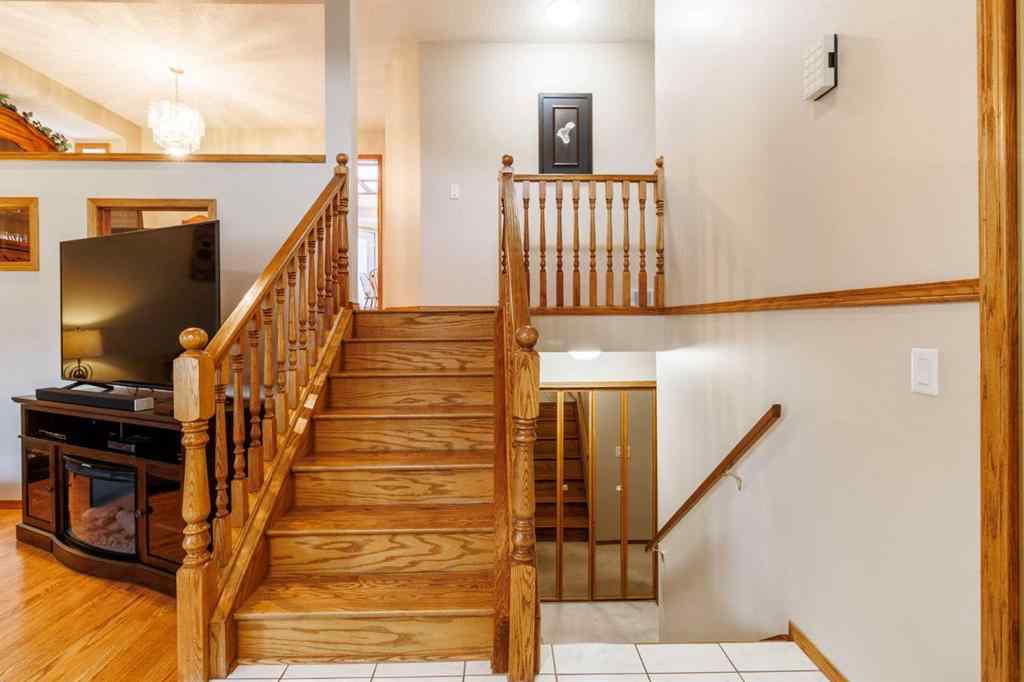 MLS® A2249887 - 20 Macewan Ridge Gate NW in MacEwan Glen Calgary, Residential