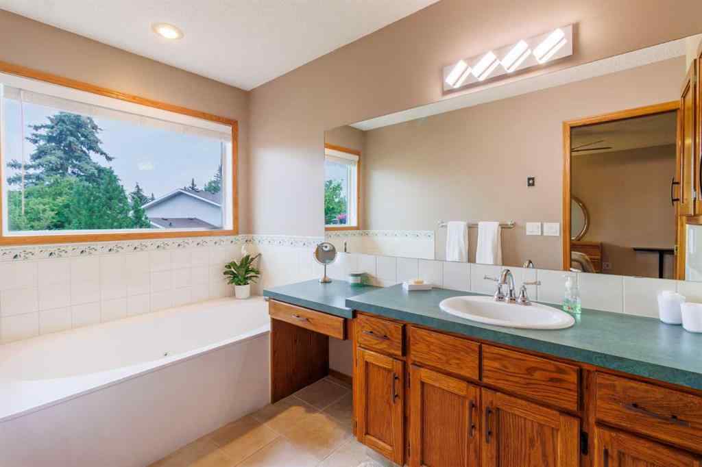 MLS® A2249887 - 20 Macewan Ridge Gate NW in MacEwan Glen Calgary, Residential