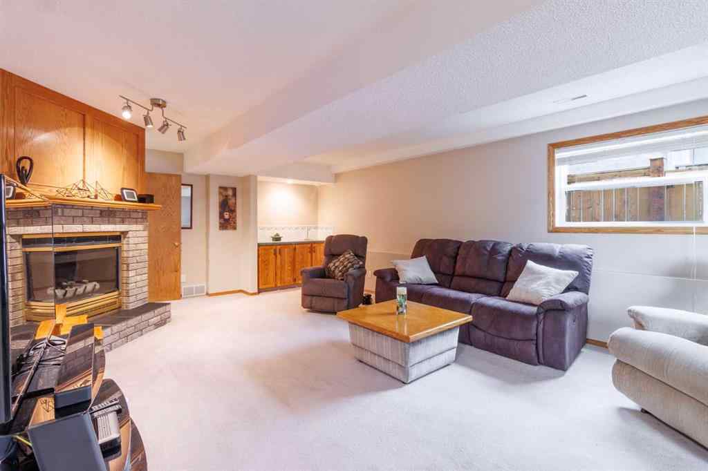 MLS® A2249887 - 20 Macewan Ridge Gate NW in MacEwan Glen Calgary, Residential
