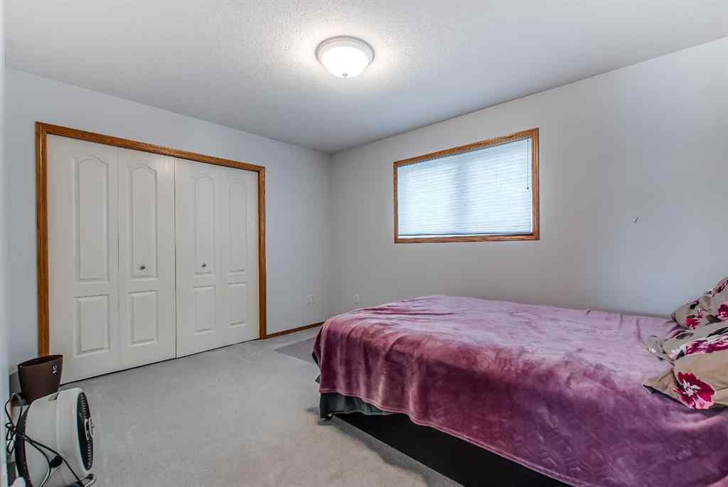 MLS® A2249889 - 23 Chinook Place SW in SW Hill Medicine Hat, Residential