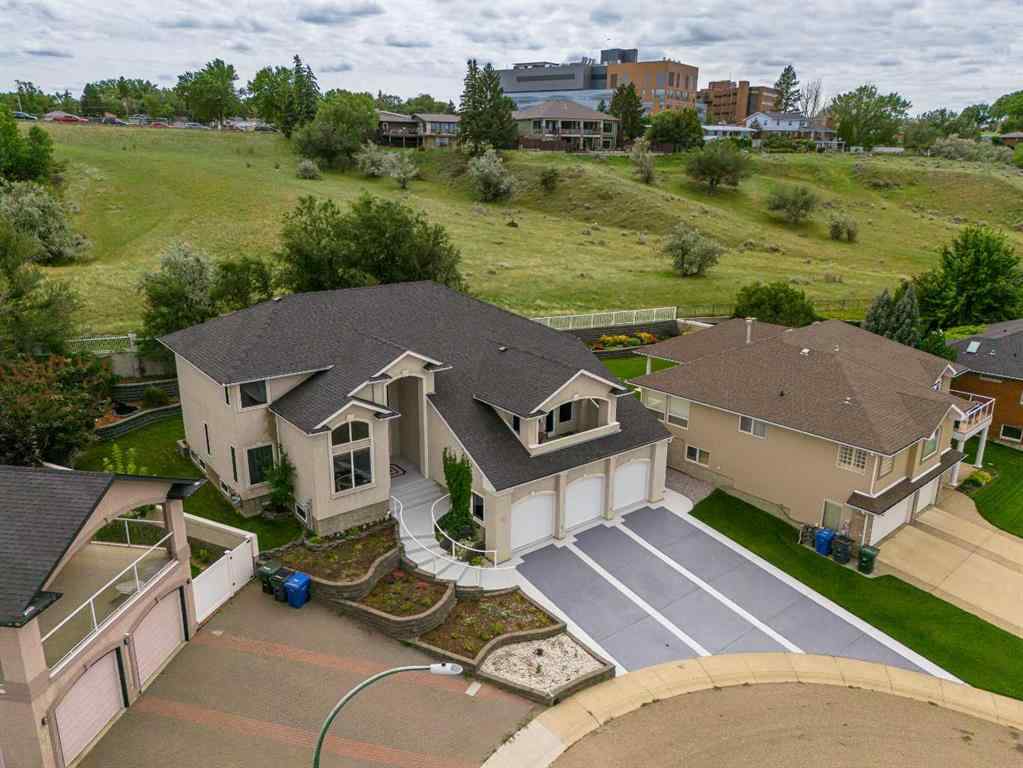 MLS® A2249889 - 23 Chinook Place SW in SW Hill Medicine Hat, Residential