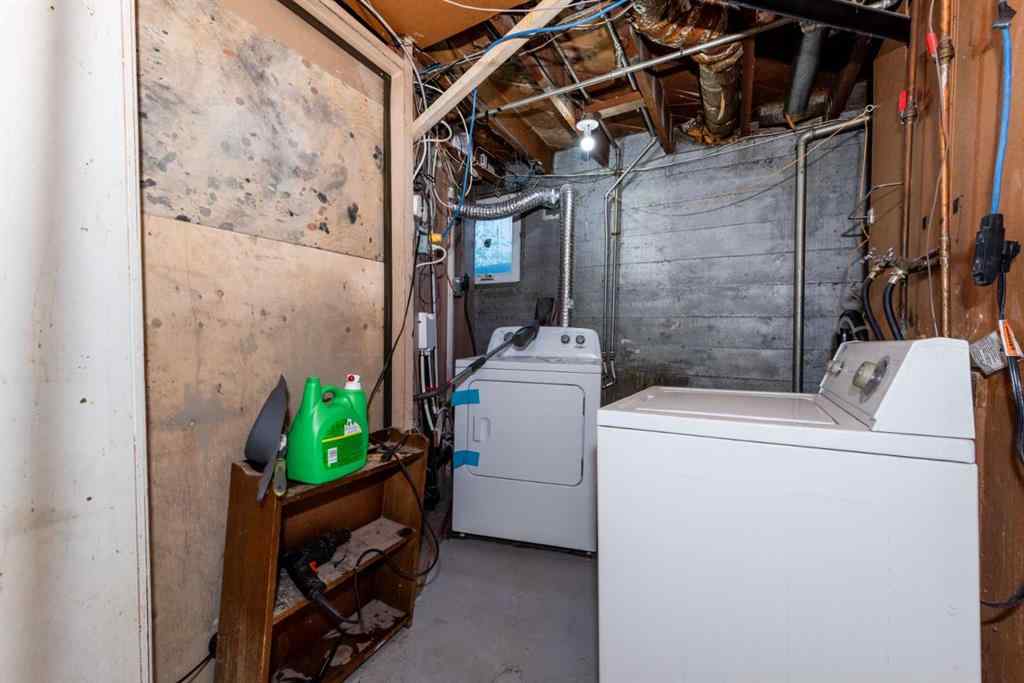 MLS® A2249892 - 424 8 Avenue NE in Renfrew Calgary, Residential