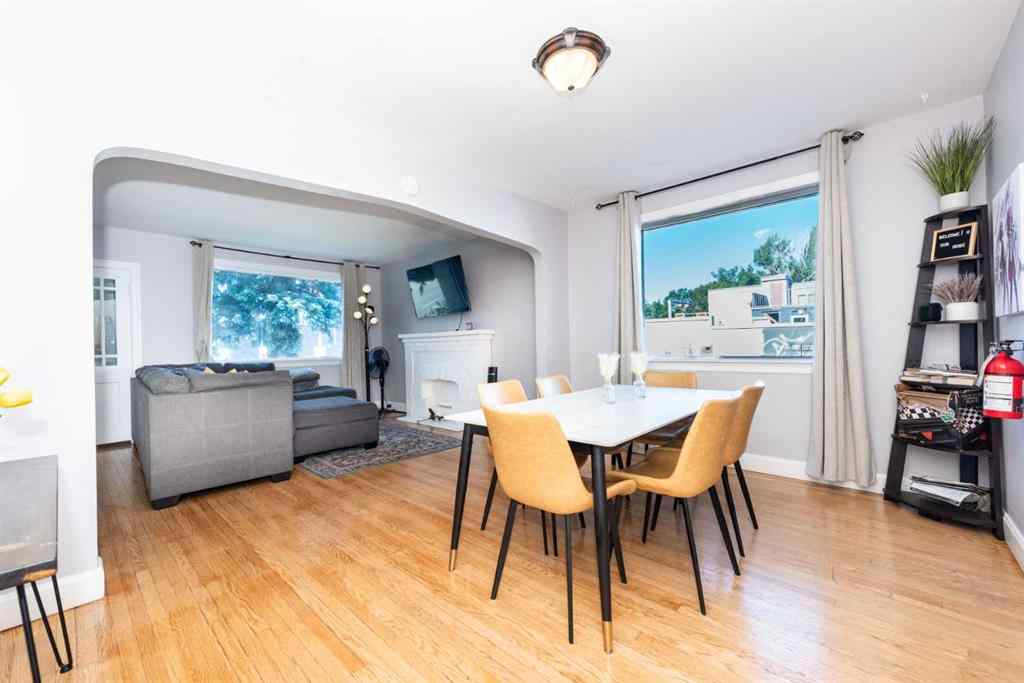 MLS® A2249892 - 424 8 Avenue NE in Renfrew Calgary, Residential