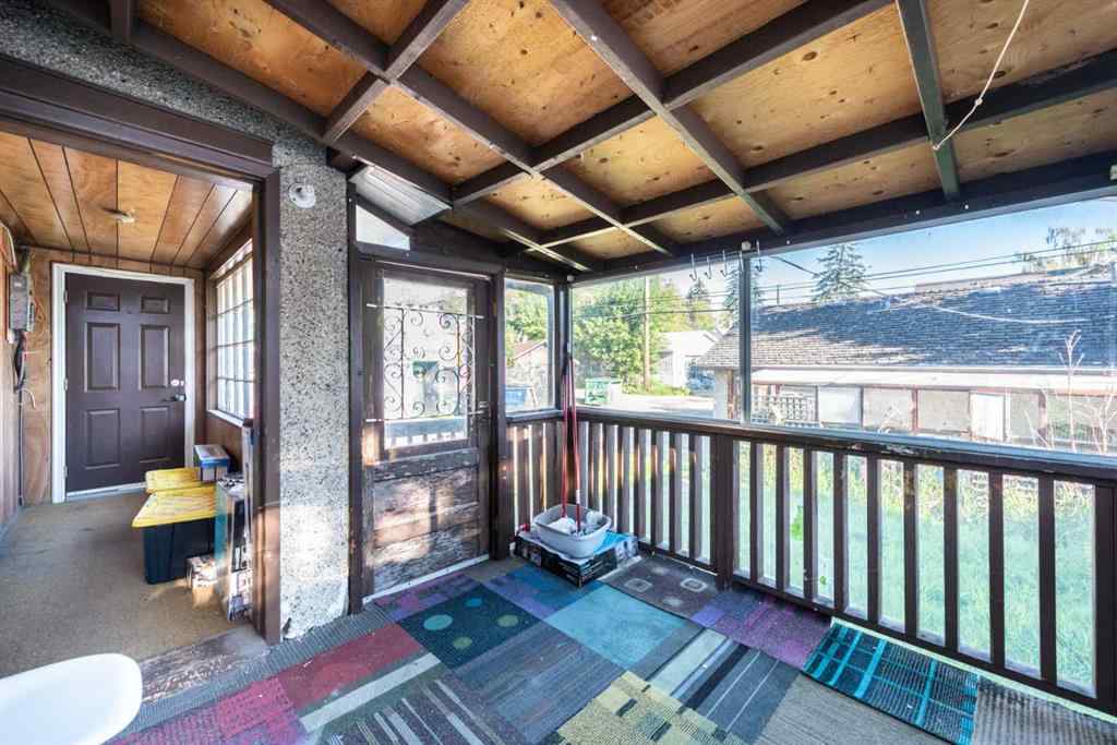 MLS® A2249892 - 424 8 Avenue NE in Renfrew Calgary, Residential