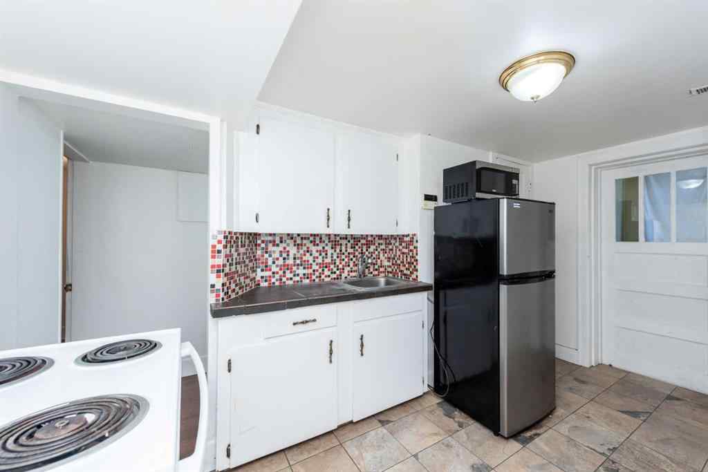 MLS® A2249892 - 424 8 Avenue NE in Renfrew Calgary, Residential