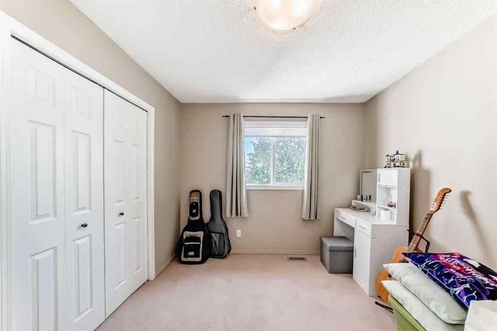 MLS® A2249897 - 26 Royal Elm Drive NW in Royal Oak Calgary, Residential