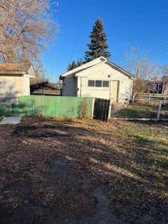 MLS® A2249901 - 5103 52 AVE   in NONE Whitecourt, Residential