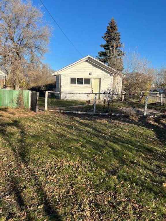 MLS® A2249901 - 5103 52 AVE   in NONE Whitecourt, Residential