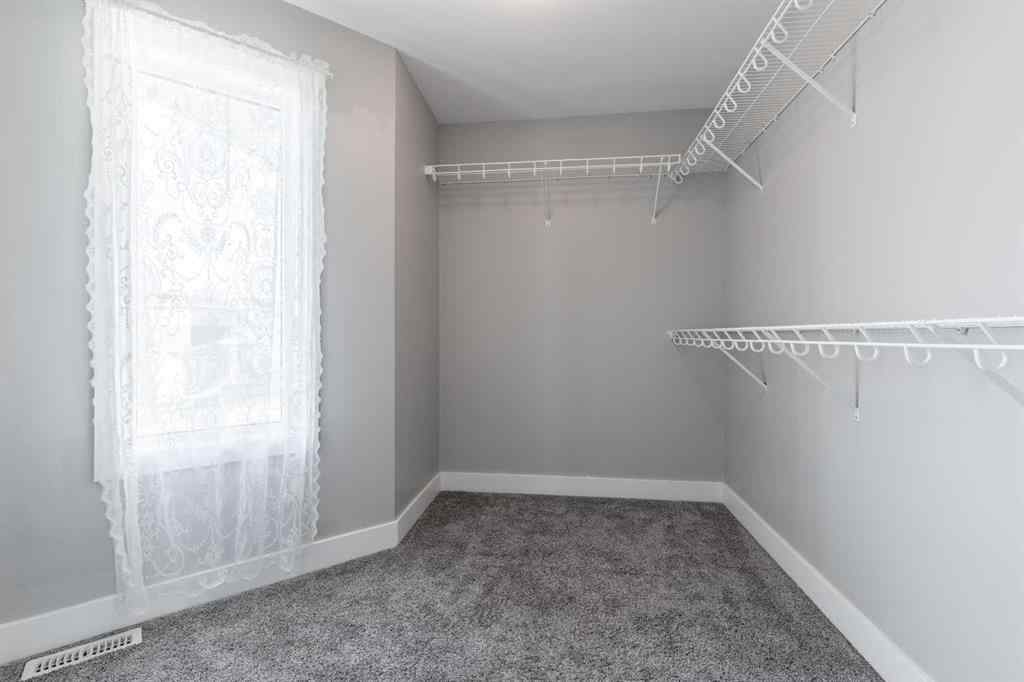 MLS® A2249903 - 263 Northlander Bend W in Garry Station Lethbridge, Residential