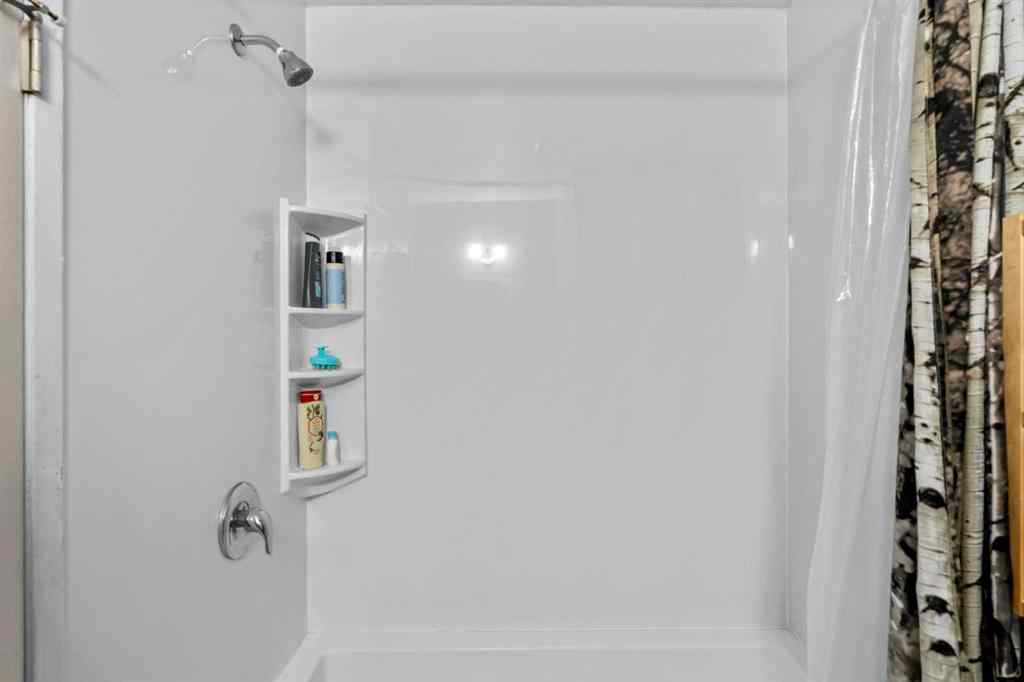 MLS® A2249909 - Unit #3 100 Pennsylvania Road SE in Penbrooke Meadows Calgary, Residential