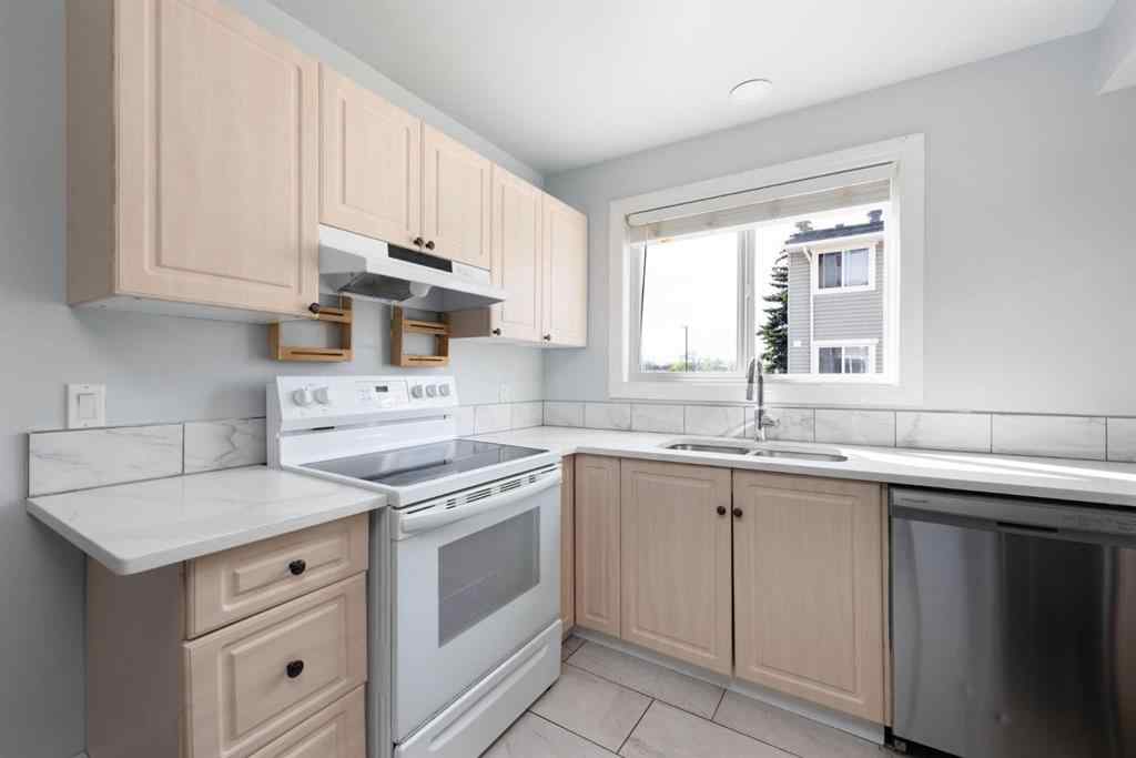 MLS® A2249919 - Unit #402 600 Signal Road  in Thickwood Fort McMurray, Residential