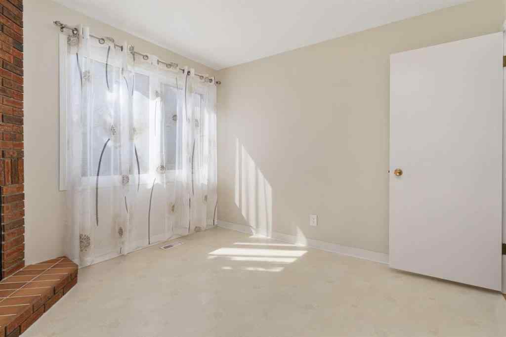 MLS® A2249924 - Unit #2 108 Mount Pleasant Drive  in Mount Pleasant Camrose, Residential