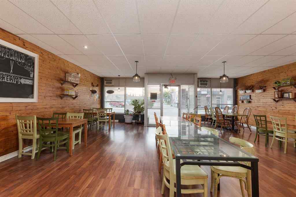 MLS® A2249925 - 4809 and 4811 49 Avenue  in Central Business District Lloydminster, Commercial