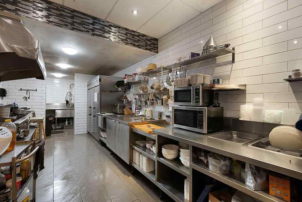 MLS® A2249925 - 4809 and 4811 49 Avenue  in Central Business District Lloydminster, Commercial