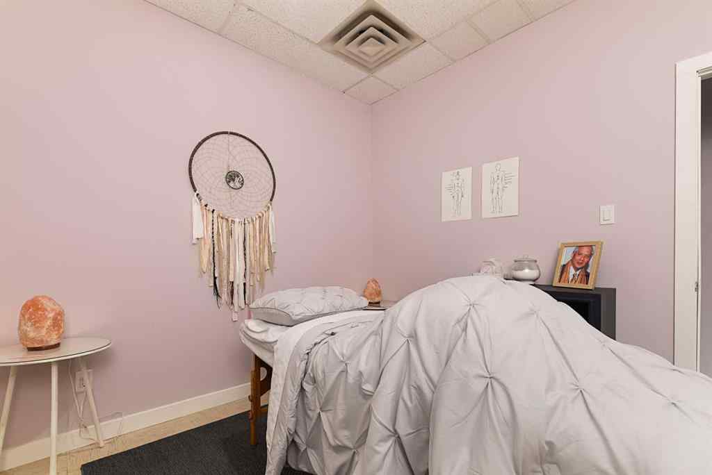 MLS® A2249925 - 4809 and 4811 49 Avenue  in Central Business District Lloydminster, Commercial