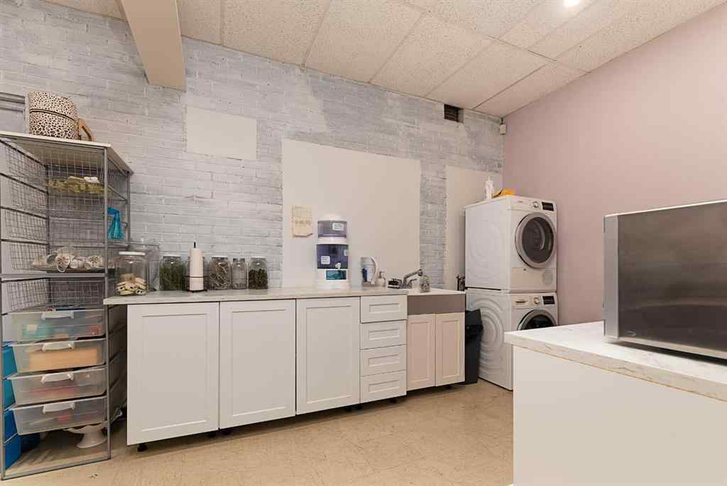 MLS® A2249925 - 4809 and 4811 49 Avenue  in Central Business District Lloydminster, Commercial