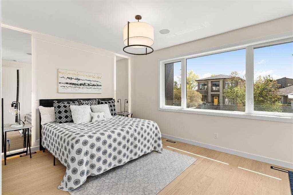 MLS® A2249932 - 726 25 Avenue NW in Mount Pleasant Calgary, Residential