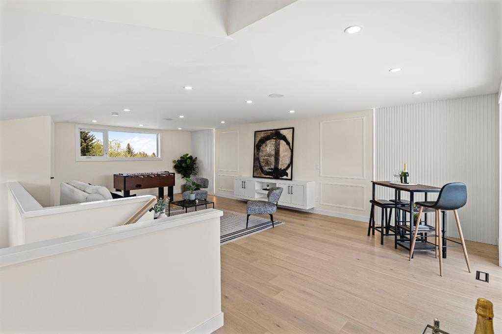 MLS® A2249932 - 726 25 Avenue NW in Mount Pleasant Calgary, Residential