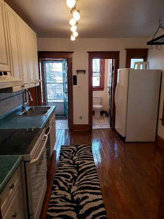 MLS® A2249937 - 2452 28 Avenue SW in Richmond Calgary, Residential