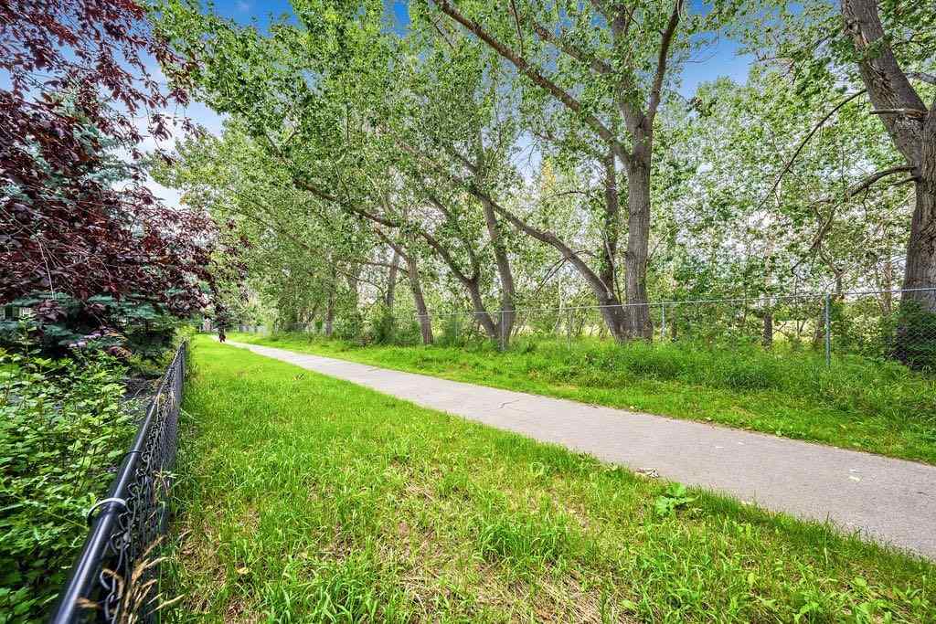 MLS® A2249942 - Unit #59 2318 17 Street SE in Inglewood Calgary, Residential