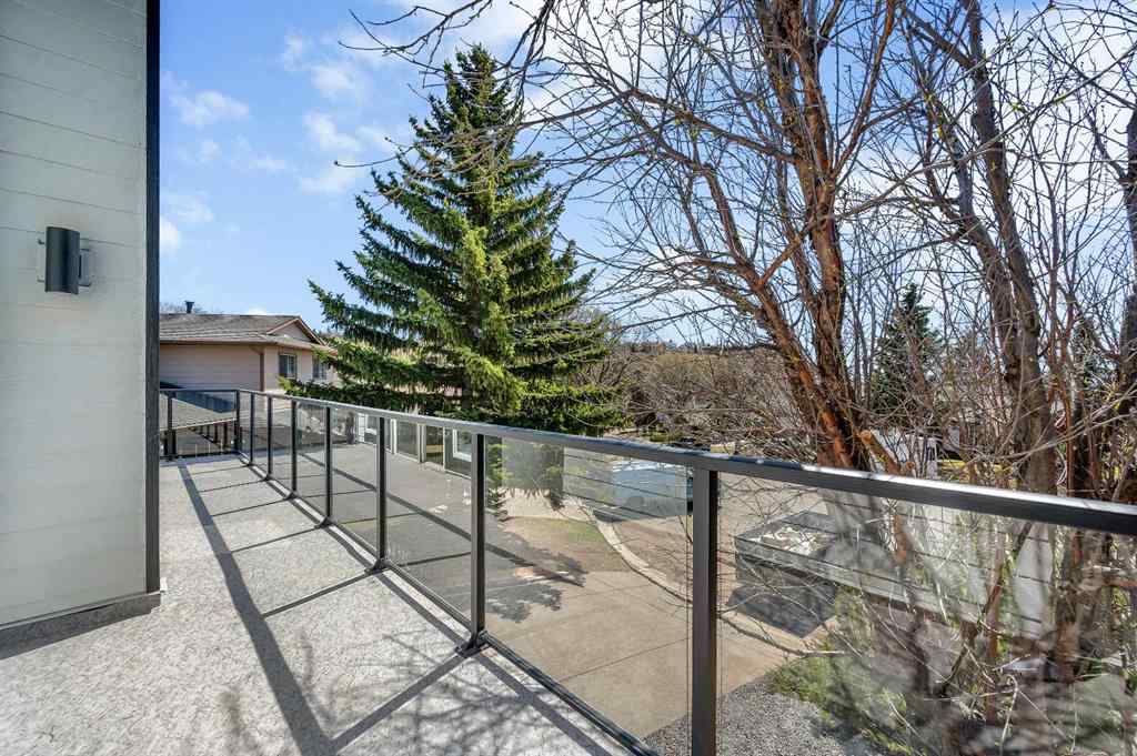 MLS® A2249946 - 23 Edgewood Place NW in Edgemont Calgary, Residential