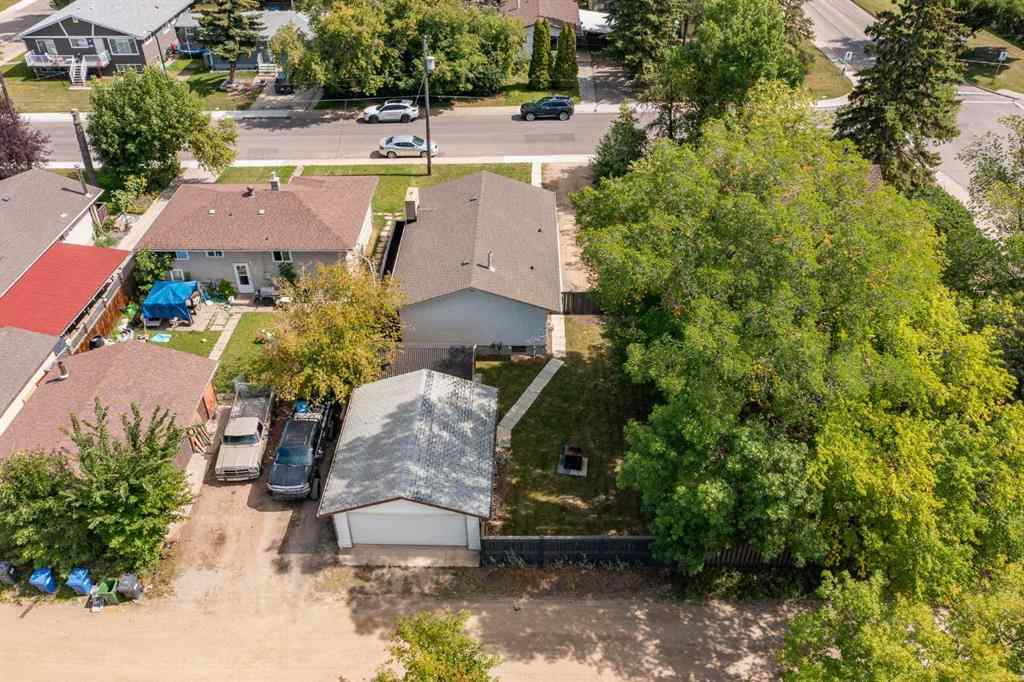 MLS® A2249968 - 6308 61 Avenue  in Highland Green Red Deer, Residential