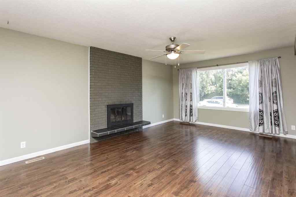 MLS® A2249968 - 6308 61 Avenue  in Highland Green Red Deer, Residential