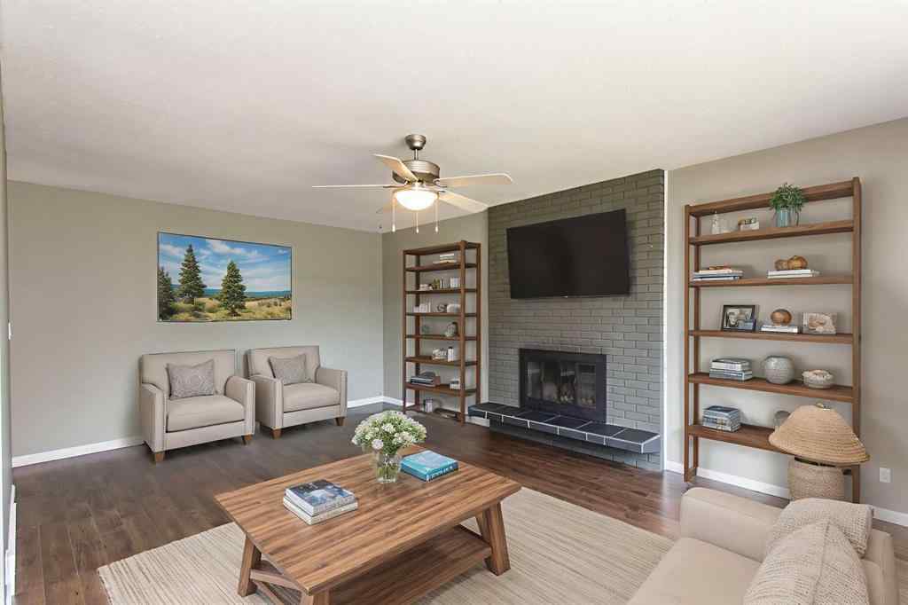 MLS® A2249968 - 6308 61 Avenue  in Highland Green Red Deer, Residential