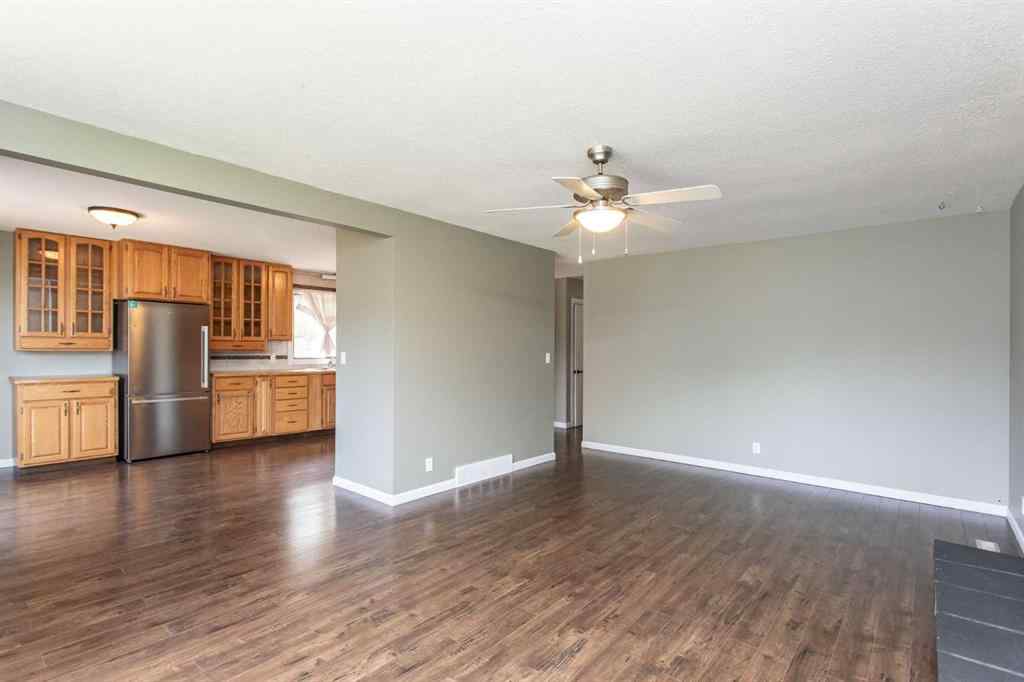 MLS® A2249968 - 6308 61 Avenue  in Highland Green Red Deer, Residential