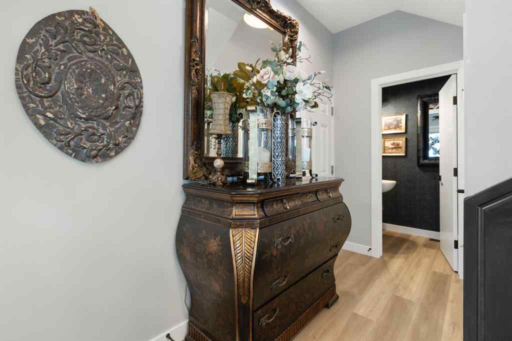 MLS® A2249971 - 255 Heritage Heights  in Heritage Hills Cochrane, Residential
