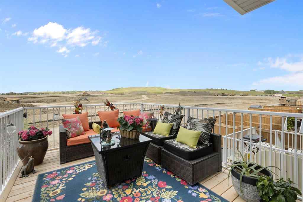 MLS® A2249971 - 255 Heritage Heights  in Heritage Hills Cochrane, Residential