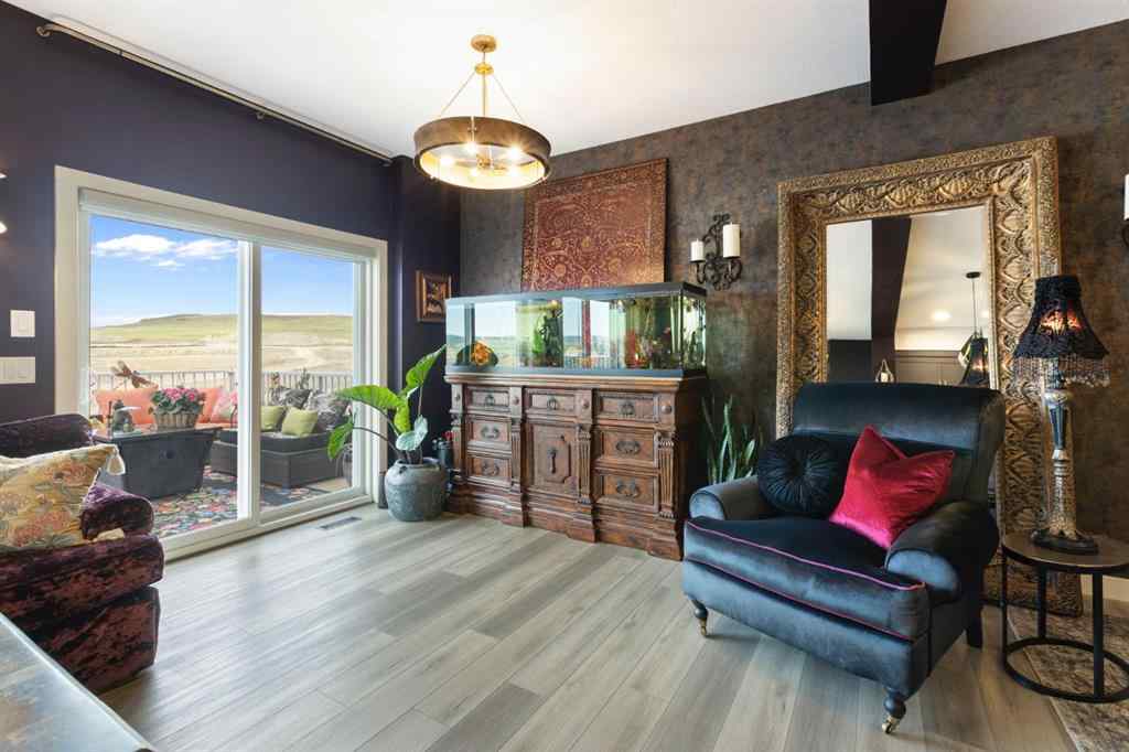 MLS® A2249971 - 255 Heritage Heights  in Heritage Hills Cochrane, Residential