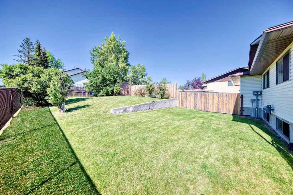 MLS® A2249979 - 131 Ranchlands Court NW in Ranchlands Calgary, Residential