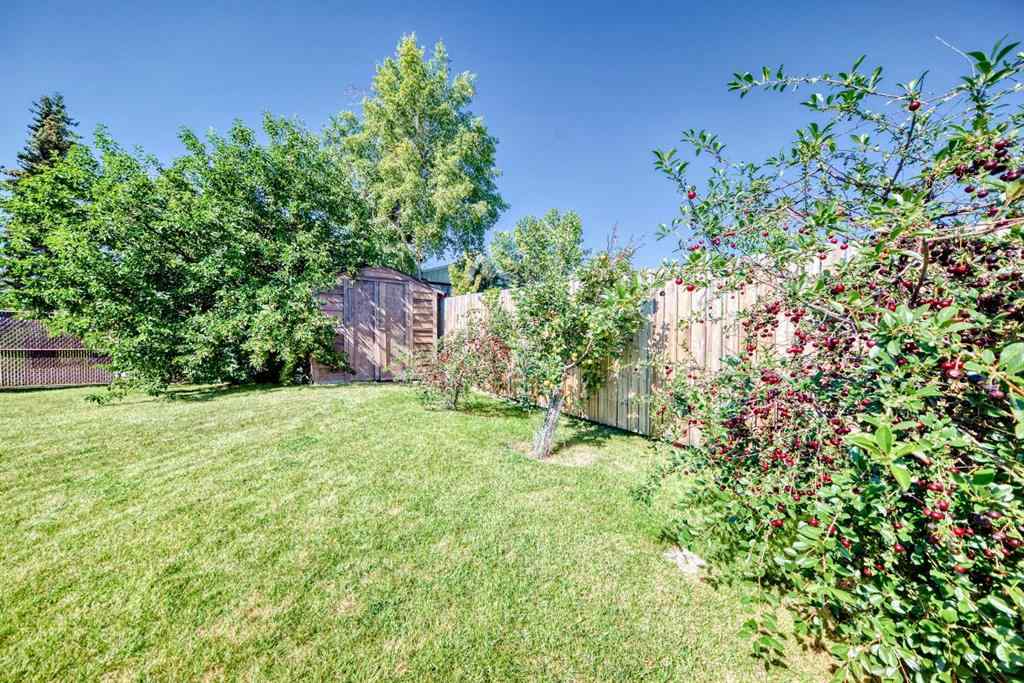 MLS® A2249979 - 131 Ranchlands Court NW in Ranchlands Calgary, Residential