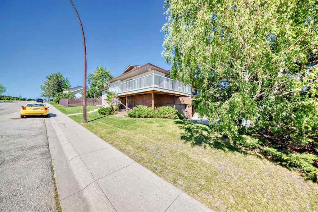 MLS® A2249979 - 131 Ranchlands Court NW in Ranchlands Calgary, Residential