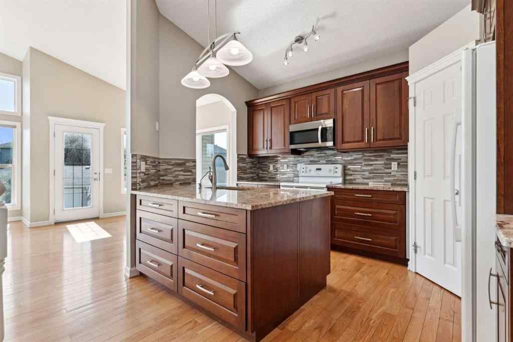 MLS® A2249984 - 191 West Springs Close SW in West Springs Calgary, Residential