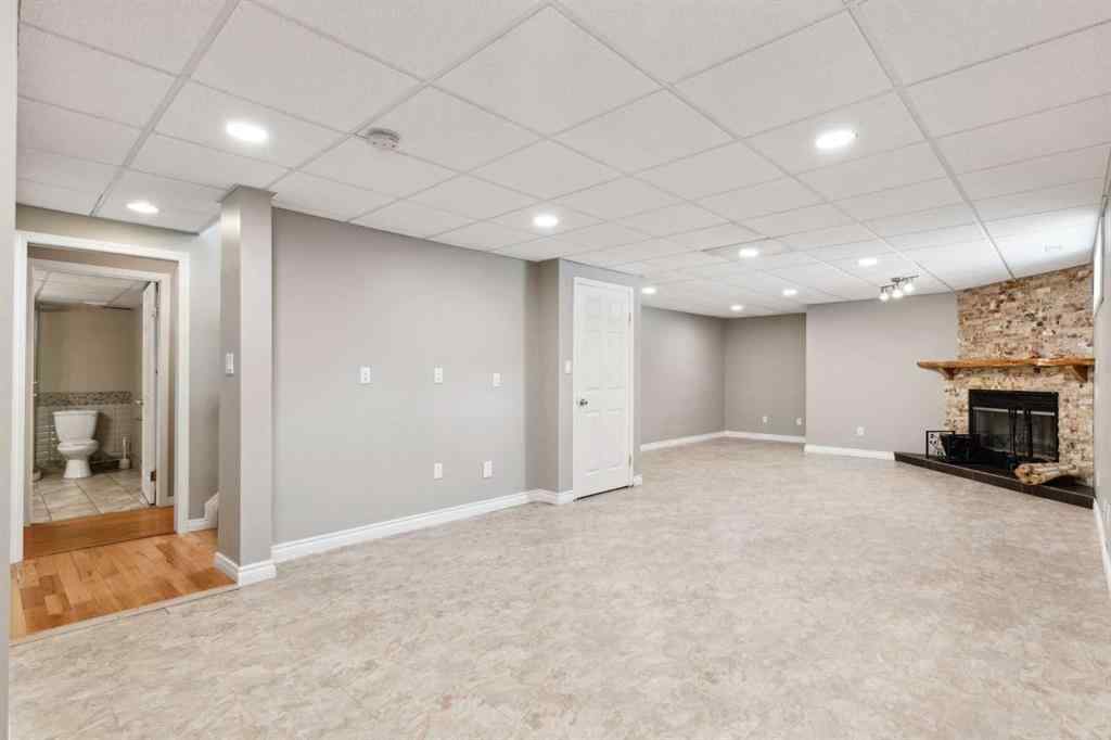 MLS® A2249984 - 191 West Springs Close SW in West Springs Calgary, Residential