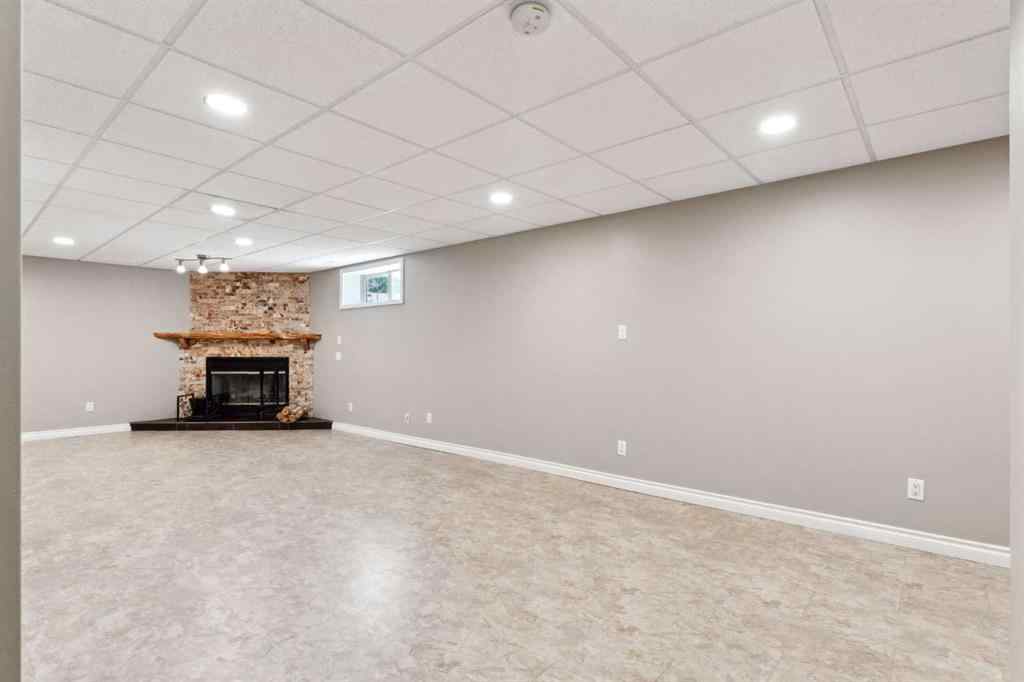 MLS® A2249984 - 191 West Springs Close SW in West Springs Calgary, Residential