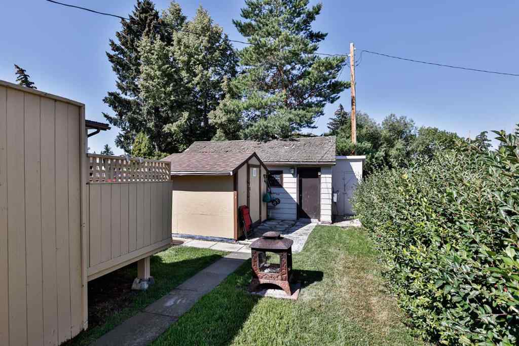 MLS® A2249990 - 301 3rd Avenue  in NONE Warner, Residential