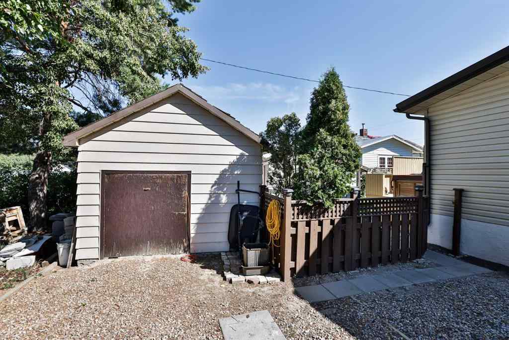 MLS® A2249990 - 301 3rd Avenue  in NONE Warner, Residential