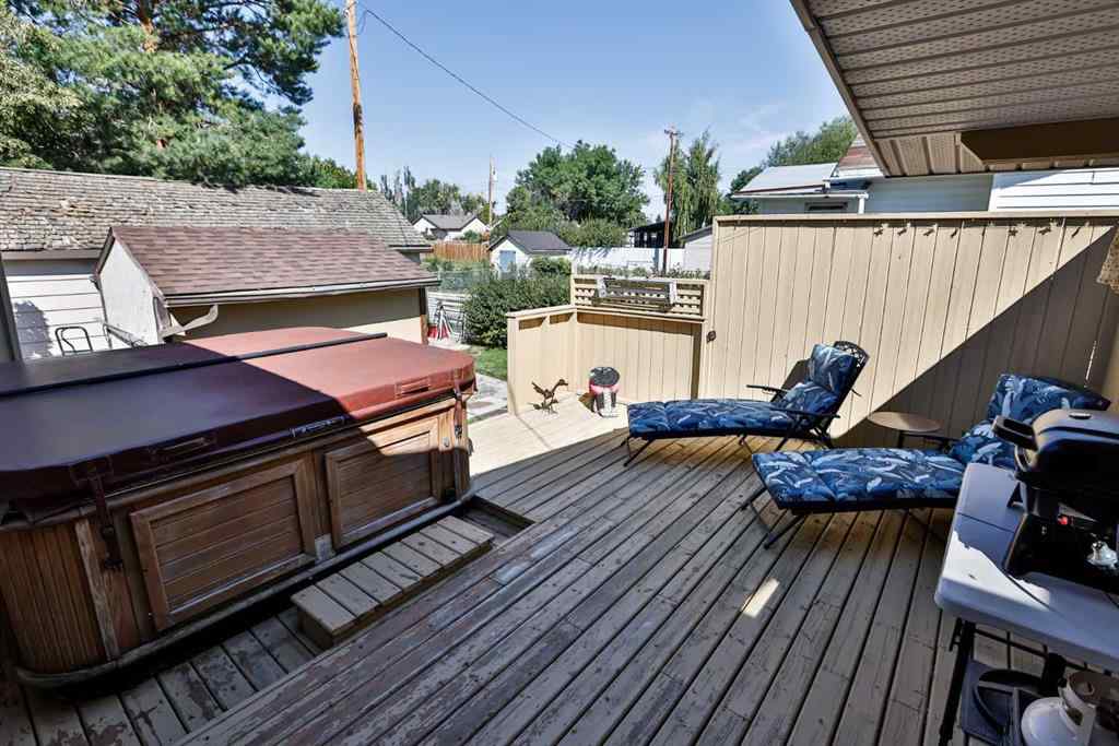 MLS® A2249990 - 301 3rd Avenue  in NONE Warner, Residential
